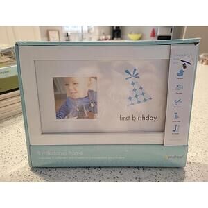 👶🍼 Pearhead White Picture Frame 9 Baby Milestones With 9 Different Mats New!